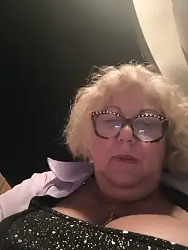 Stripchat Watch Live Sex Cams of Merilulla