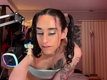 Stripchat Watch Live Sex Cams of xoFrankie