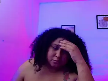 Stripchat Watch Live Sex Cams of Ayliinn_
