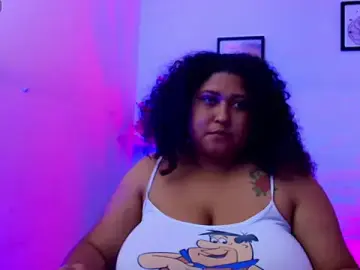 Stripchat Live Sex of Ayliinn_