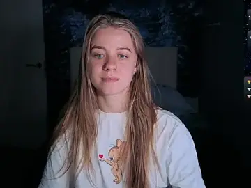 Stripchat Free Porn Cam of candy_maggie