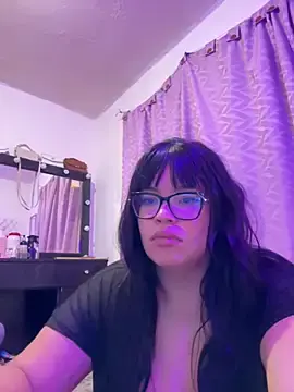 Stripchat Live Sex Cam of Emily_Taylor2
