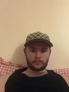 Stripchat Sex Cam of Ronnie153