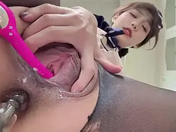 Stripchat Live Porn of Yaya--728