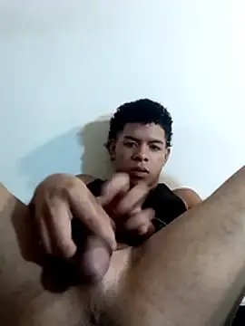 Stripchat Free Porn Cam of adrian66x