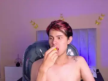 Stripchat Sex Chat of Derek_Sinn