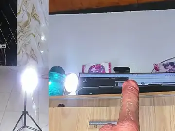 Stripchat Best live sex cam show of aisha_funny
