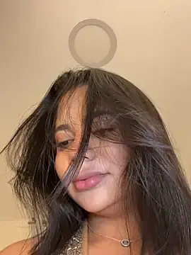 Stripchat Adult Webcam of Aryrosee