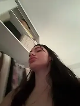 Stripchat Watch Live Sex Cams of MyaSplash