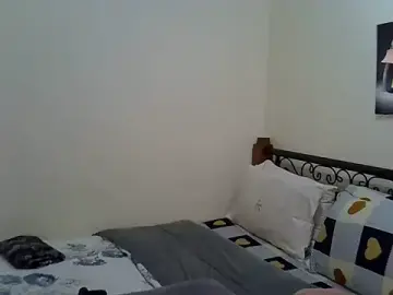 Stripchat Live Sex Cam of Sweet_Bear