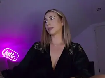 Stripchat Free Porn Cam of KhloeK