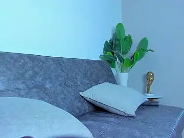 Stripchat Watch Live Sex Cams of Alessrose