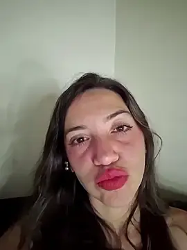 Stripchat Live Sex Cam of loveuu-bae