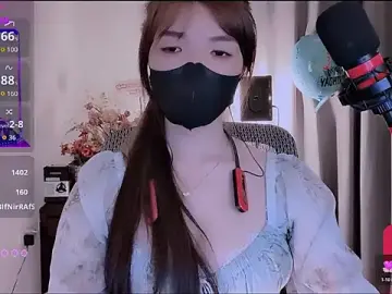 Stripchat Live Sex Cam of Caryln-Bun