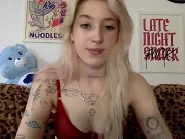 Stripchat Nude Webcam of EmmyWet