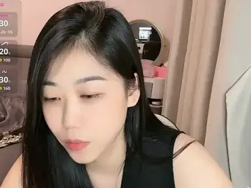 Stripchat Free Porn Cam of F-Yuwei