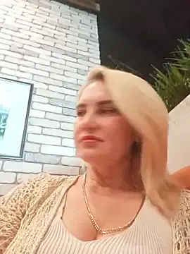Stripchat Best Webcam of JennyOMay