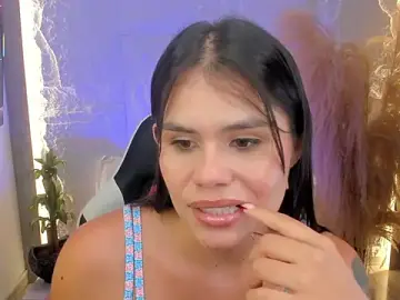 Stripchat Sex Cam of dominique25_