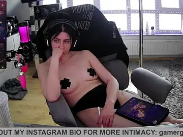 Stripchat Live Sex of Gamergirl-Linela
