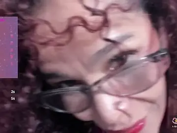 Stripchat Free Live Porn of kataleya_saenz1