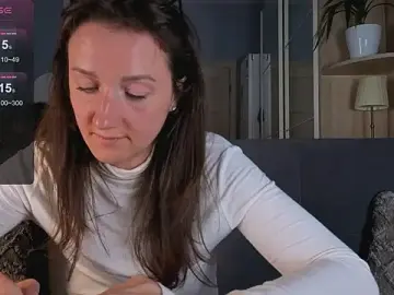 Stripchat Live Porn of GoldenCrystall