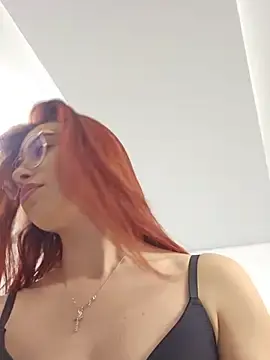 Stripchat Sex Cam of RedHeadFoxy