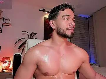 Stripchat Best live sex cam show of Josseph1_