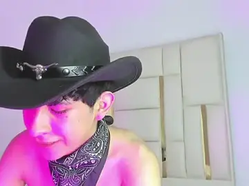 Stripchat Best live sex cam show of julian_xx
