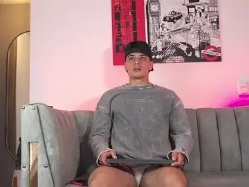 Stripchat Watch Live Sex Cams of joseph_boy