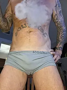 Stripchat Adult Webcam of Hotbodyscottie
