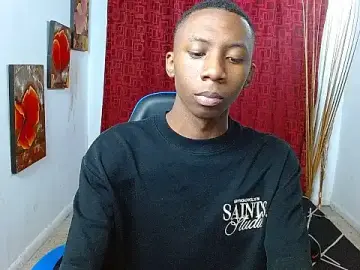 Stripchat Free Live Porn of milo018