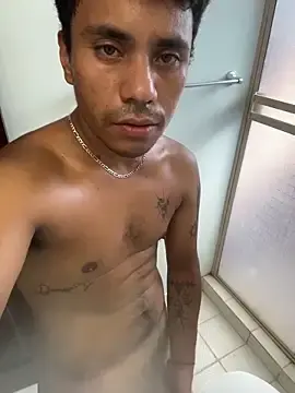 Stripchat Best Webcam of HectorSHot