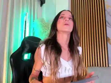 Stripchat Free Porn Cam of TinaJaneo_01