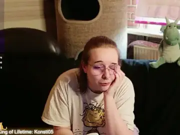 Stripchat Live Sex Cam of GamerGirl_Eve