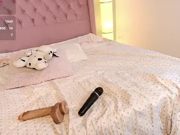 Stripchat Live Sex Cam of Hannahope_