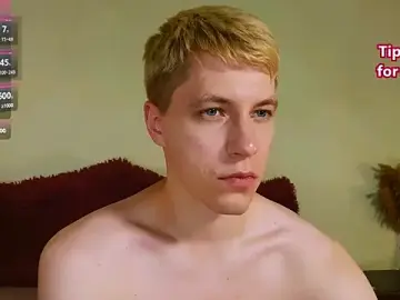 Stripchat Live Sex Cam of -ethan7inches-