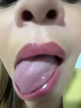 Stripchat Adult Webcams of intact_w
