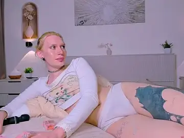 Stripchat Sex Cam of _Maybe_Baby