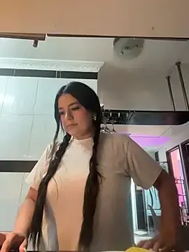 Stripchat Live Sex Cam of Nina_Blaze