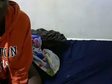 Stripchat Free Live Porn of Thicky_kyla