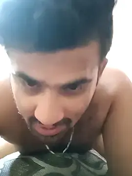 Stripchat Sex Cam of nareshrddd5