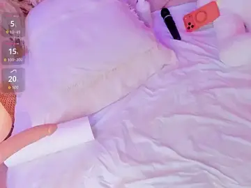 Stripchat Free Porn Cam of Alisse_Miller