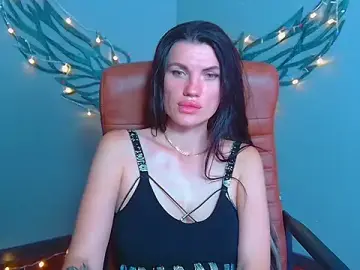 Stripchat Live Sex Cam of MilaLoona