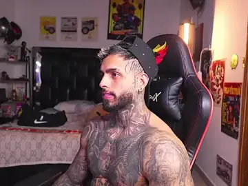Stripchat Sex Chat of logan_hugh8