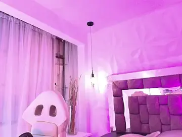 Stripchat Live Porn of Queen_perla_