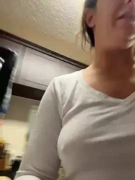 Stripchat Free Live Porn of sweetsirenn