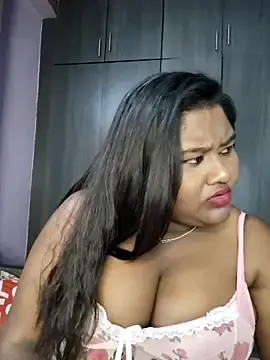 Stripchat Free Live Porn of horny_diana