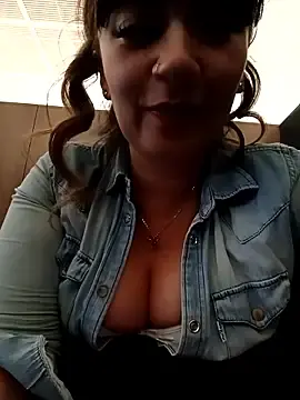 Stripchat Best Webcam of tata_sanz_
