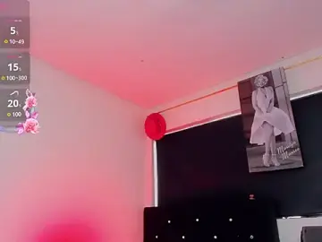 Stripchat Free Porn Cam of Kendall_hornyy