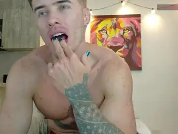 Stripchat Nude Webcam of Ryannblue07